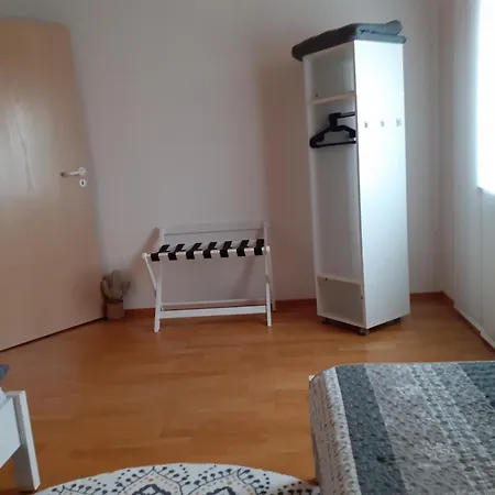 Alloggio in famiglia Gaestewohnung In Bei Straubing Parkstetten