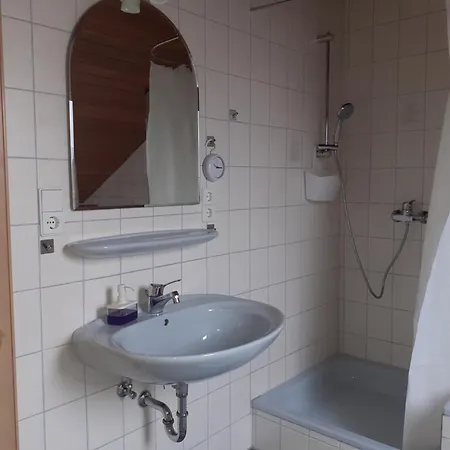 Gaestewohnung In Bei Straubing * Parkstetten